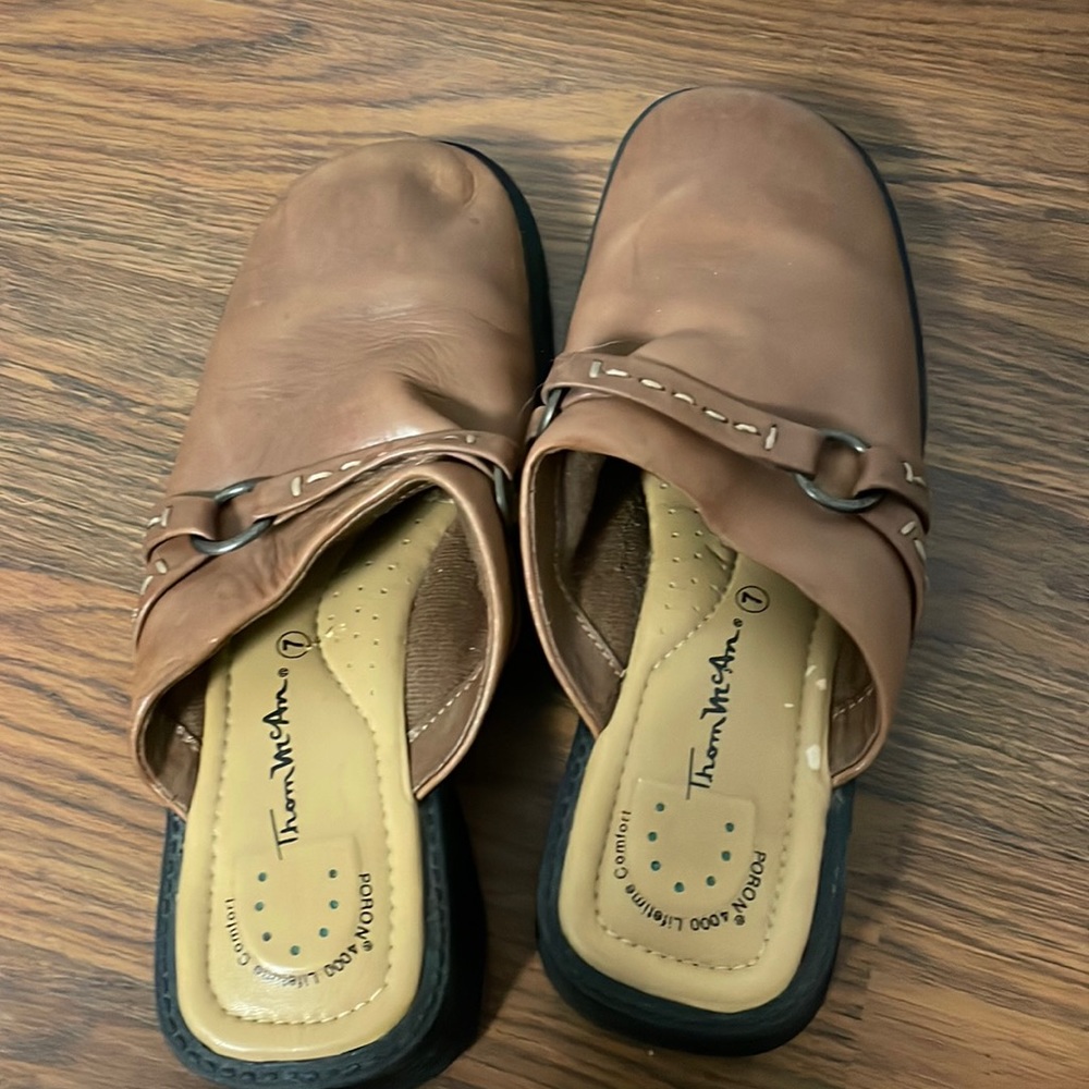 Lightly worn loafer with some damage on the inside